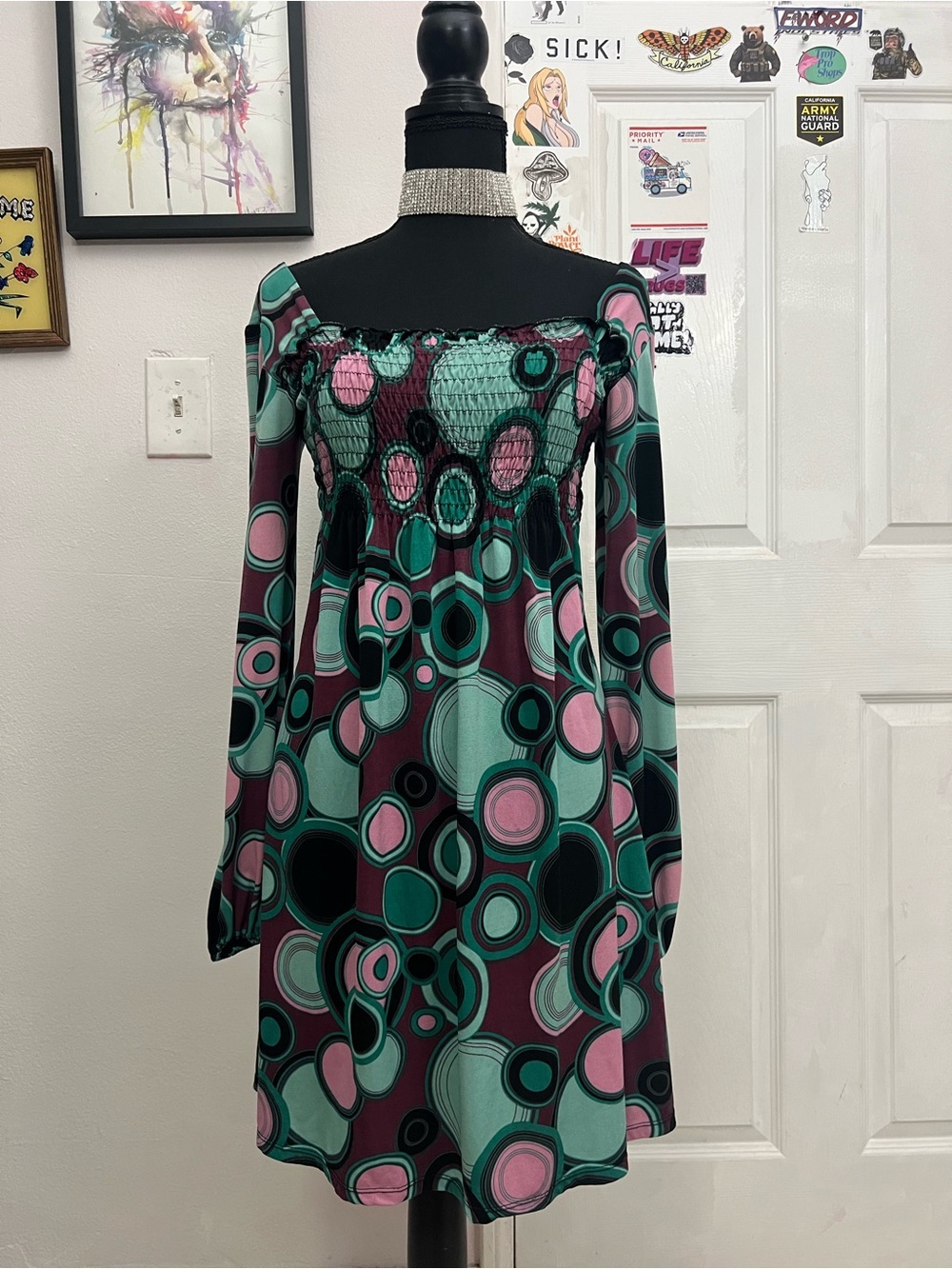 Bisou Bisou Off-Shoulder Long Sleeve Dress in Teal & Pink